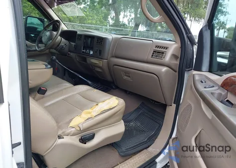 2000 Ford F250 Lariat/Xl/Xlt from USA, damaged, VIN 1FTNF20F8YED45540